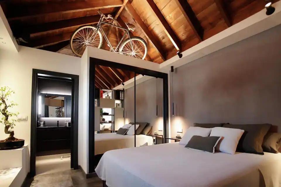 Komodo Gran Poder - Penthouse With Private Pool And Cozy Twin Bedroom Central Apartment Sevilla Kültér fotó