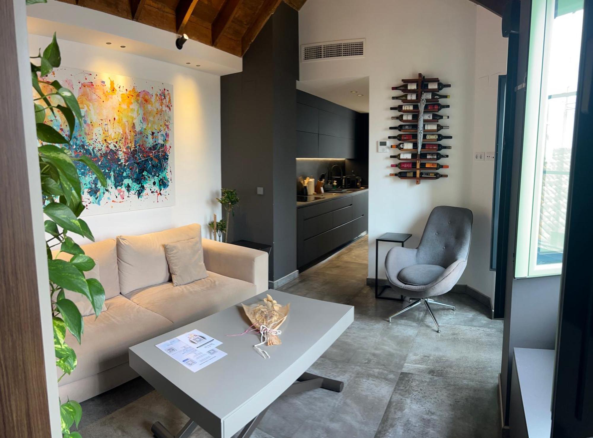 Komodo Gran Poder - Penthouse With Private Pool And Cozy Twin Bedroom Central Apartment Sevilla Kültér fotó